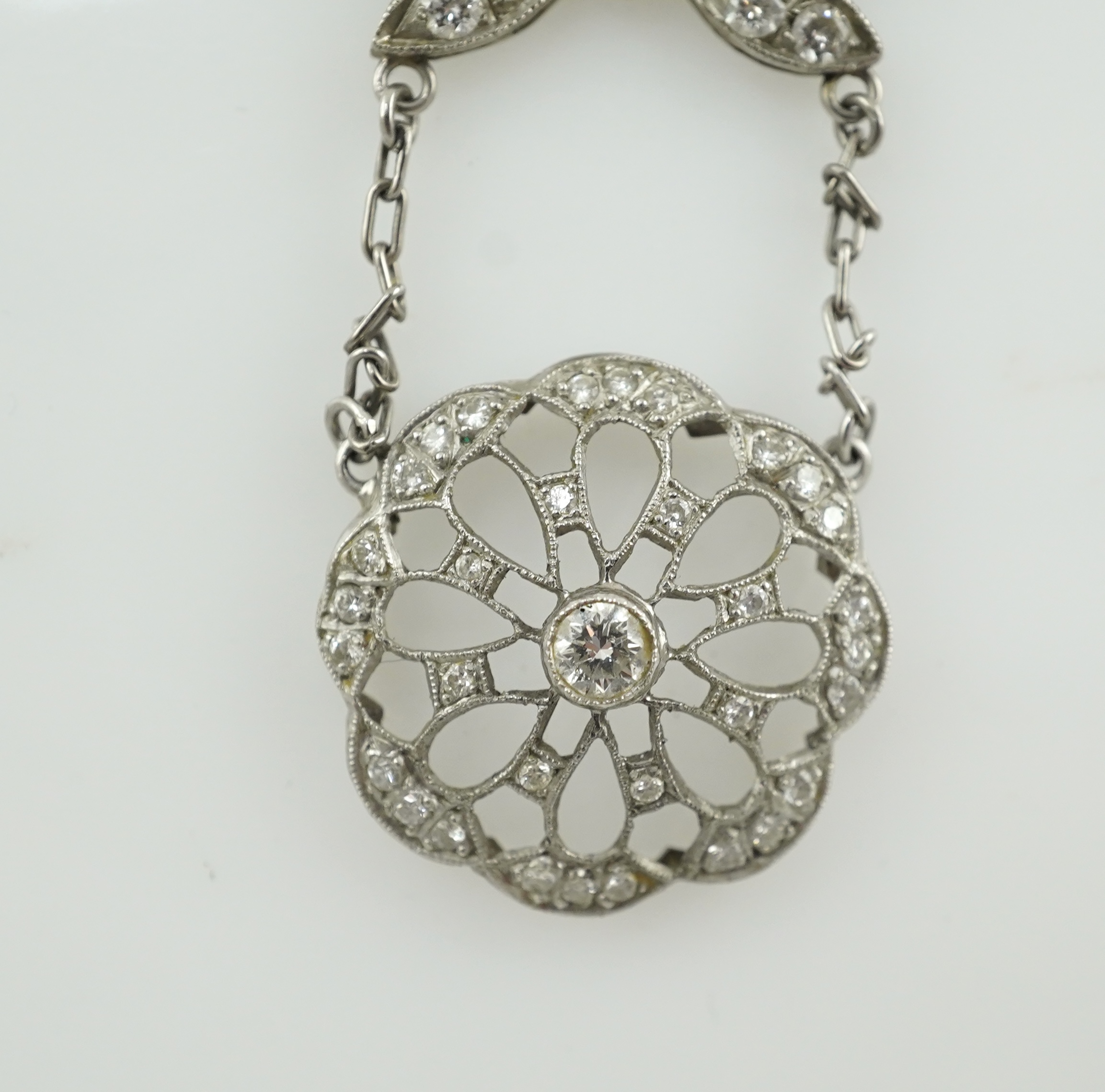 A diamond pendant necklace